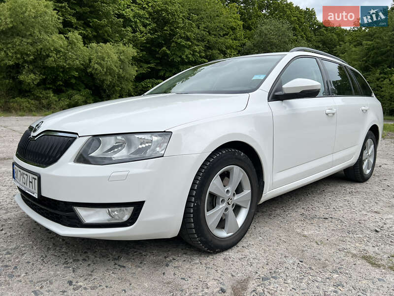 Универсал Skoda Octavia 2014 в Остроге