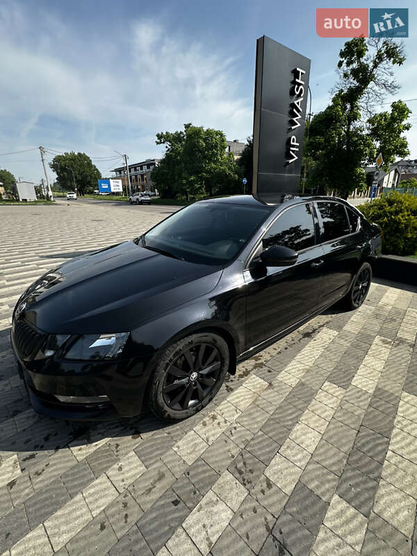 Ліфтбек Skoda Octavia 2017 в Ужгороді