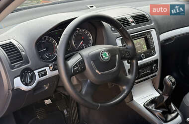 Универсал Skoda Octavia 2011 в 