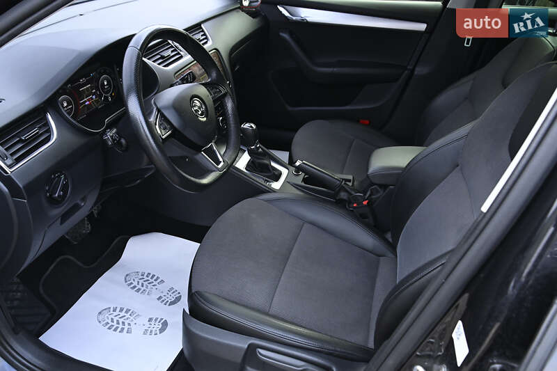 Універсал Skoda Octavia 2019 в Ізюмі
