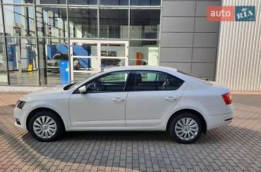 Ліфтбек Skoda Octavia 2018 в 