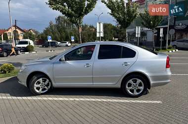 Ліфтбек Skoda Octavia 2011 в Ужгороді