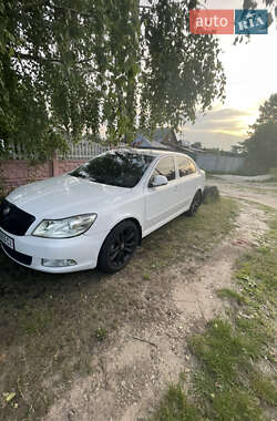 Лифтбек Skoda Octavia 2010 в 