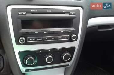 Лифтбек Skoda Octavia 2009 в 