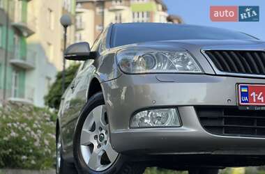 Универсал Skoda Octavia 2012 в 