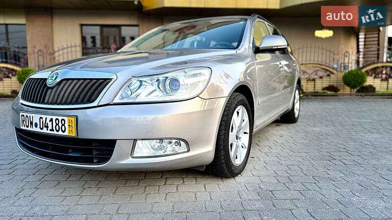 Універсал Skoda Octavia 2013 в Шепетівці