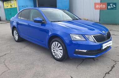 Лифтбек Skoda Octavia 2019 в 