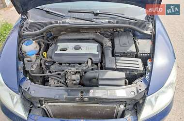 Лифтбек Skoda Octavia 2012 в 