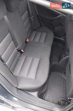 Универсал Skoda Octavia 2009 в 