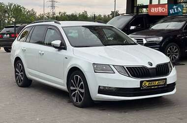 Универсал Skoda Octavia 2019 в Черновцах