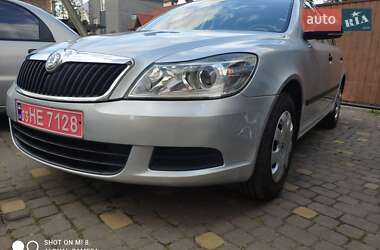 Лифтбек Skoda Octavia 2011 в Львове