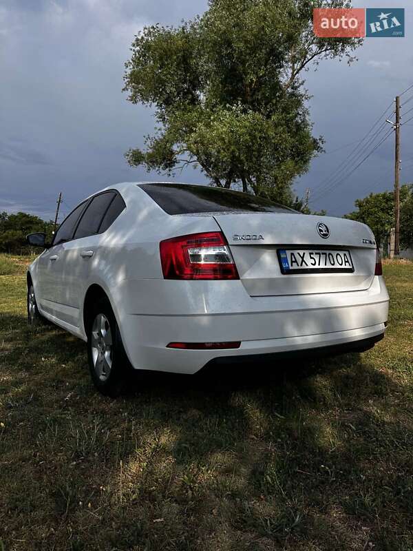 Лифтбек Skoda Octavia 2019 в Балаклее