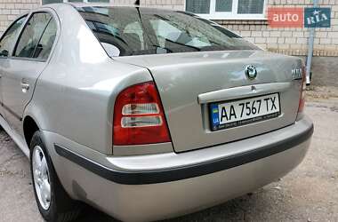 Лифтбек Skoda Octavia 2008 в 
