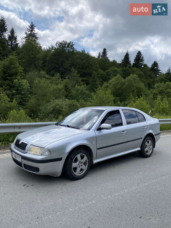 Лифтбек Skoda Octavia 2008 в 