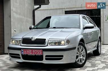 Лифтбек Skoda Octavia 2009 в Ровно