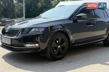 Універсал Skoda Octavia 2017 в Жовкві