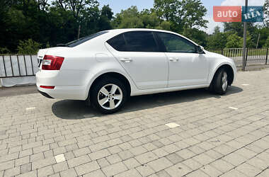 Лифтбек Skoda Octavia 2015 в 