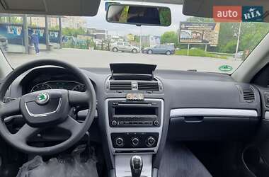 Універсал Skoda Octavia 2012 в 