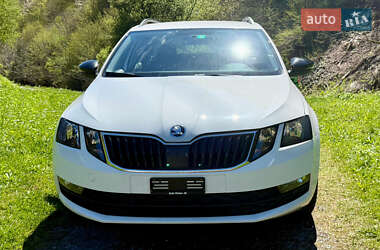 Универсал Skoda Octavia 2019 в Киеве