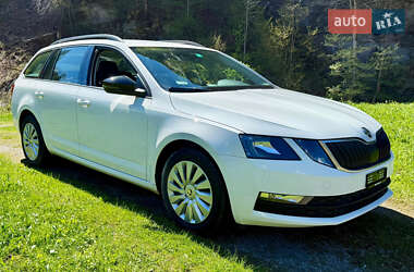 Универсал Skoda Octavia 2019 в Киеве