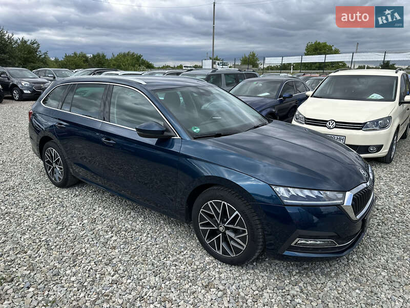 Универсал Skoda Octavia 2021 в Ивано-Франковске
