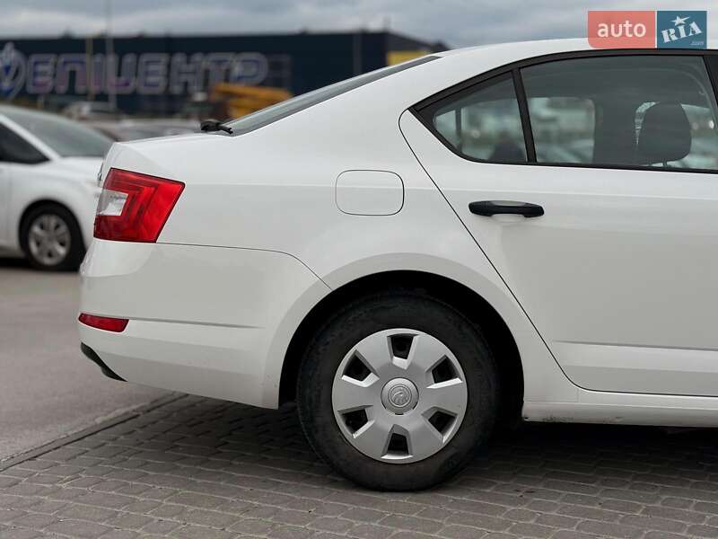 Лифтбек Skoda Octavia 2016 в Львове