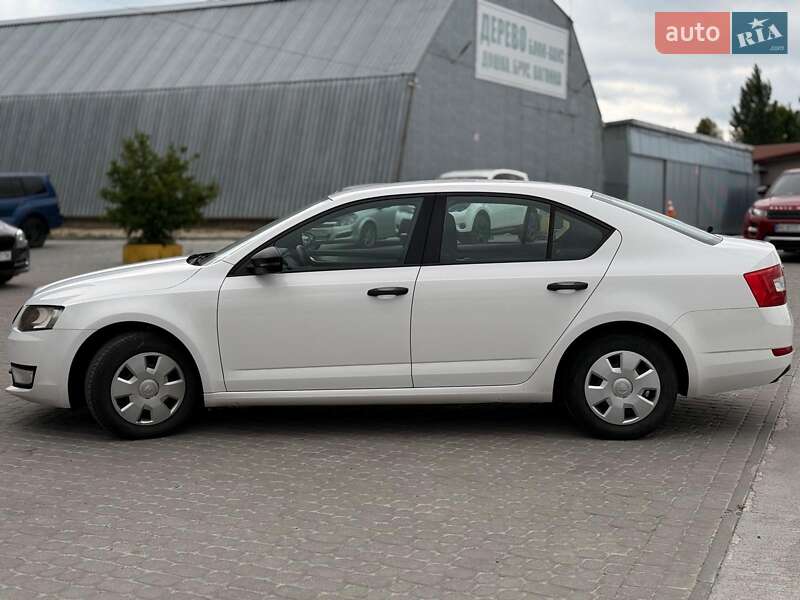 Лифтбек Skoda Octavia 2016 в Львове