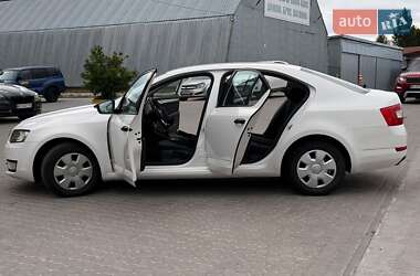 Лифтбек Skoda Octavia 2016 в 
