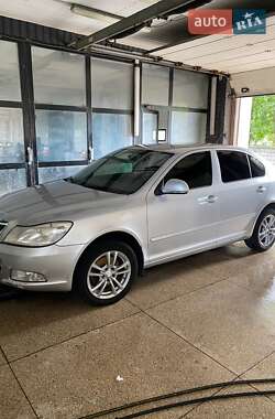 Лифтбек Skoda Octavia 2012 в 