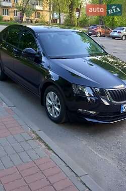 Ліфтбек Skoda Octavia 2020 в 