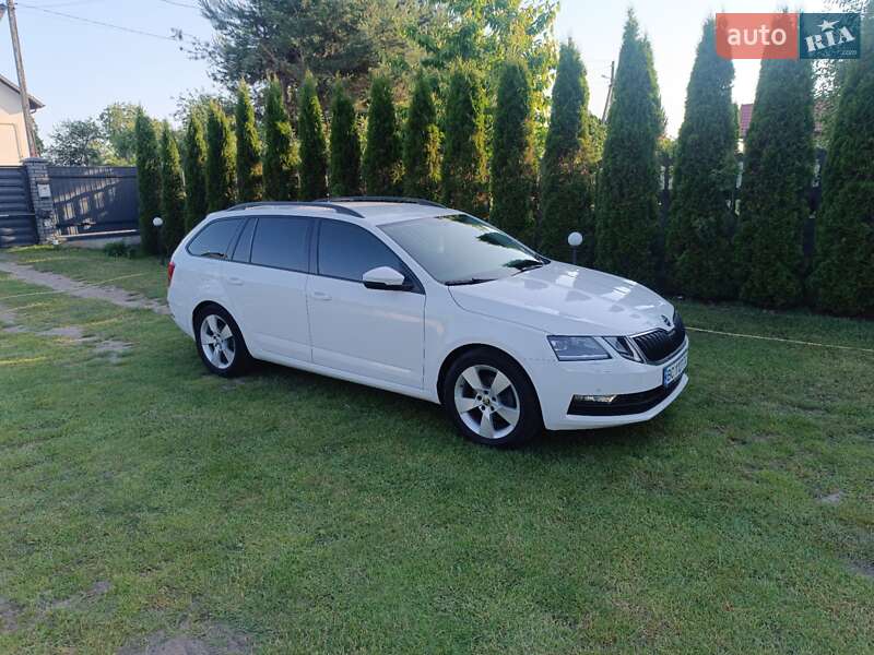 Универсал Skoda Octavia 2018 в Львове