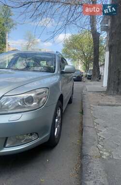 Універсал Skoda Octavia 2009 в Одесі