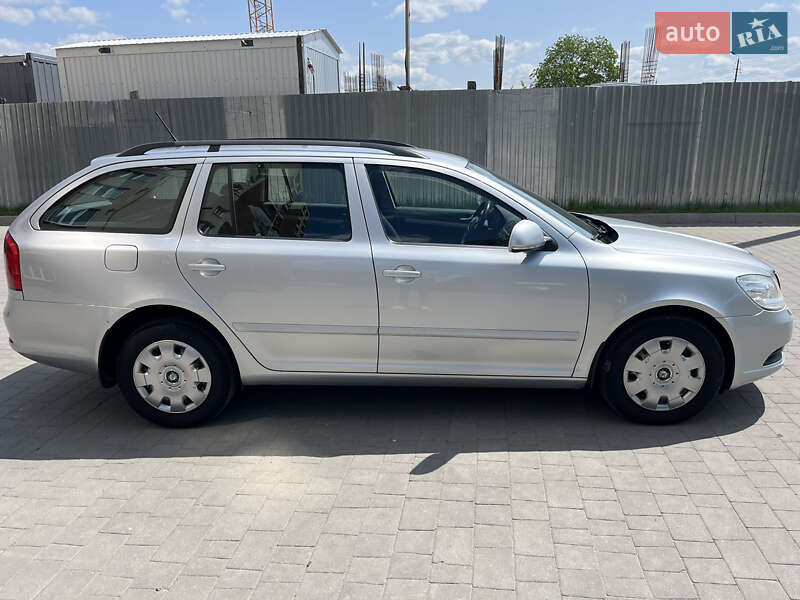 Універсал Skoda Octavia 2010 в Дубні фото 5 Універсал Skoda Octavia 2010 в Дубні