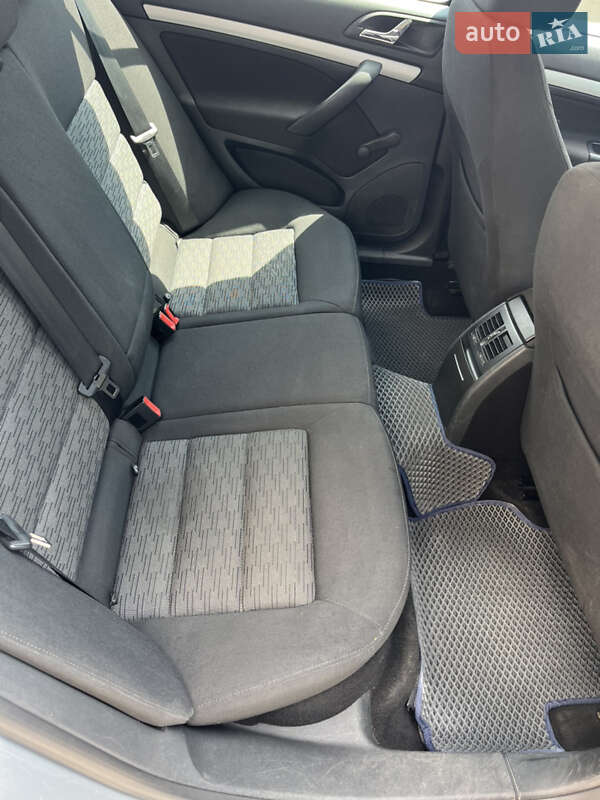 Універсал Skoda Octavia 2010 в Дубні фото 11 Універсал Skoda Octavia 2010 в Дубні