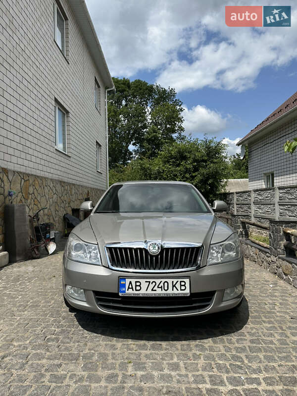 Лифтбек Skoda Octavia 2010 в 