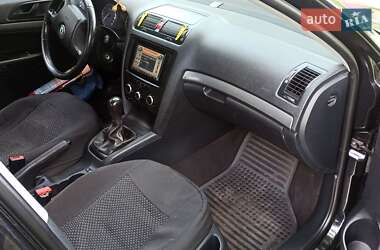 Лифтбек Skoda Octavia 2004 в 