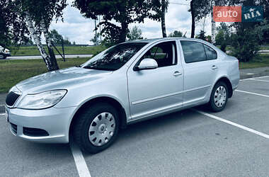 Лифтбек Skoda Octavia 2011 в 