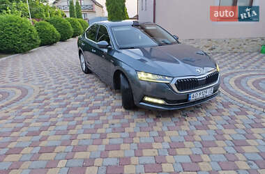 Лифтбек Skoda Octavia 2021 в 
