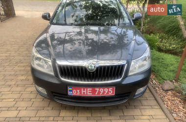 Универсал Skoda Octavia 2012 в Иршаве