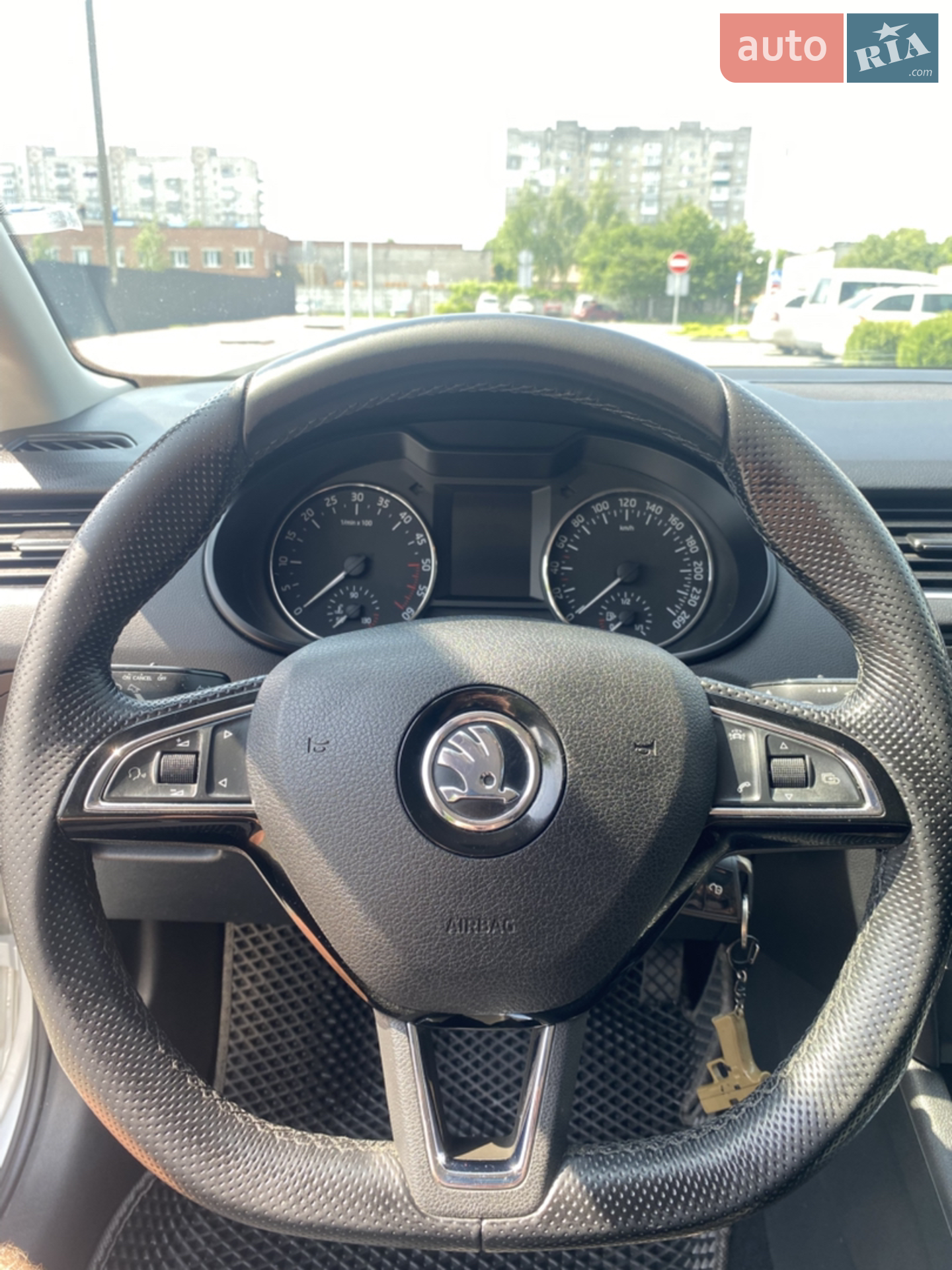 2016 Skoda Octavia - мініатюра 13