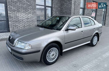 Лифтбек Skoda Octavia 2008 в Житомире