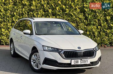 Универсал Skoda Octavia 2021 в Стрые