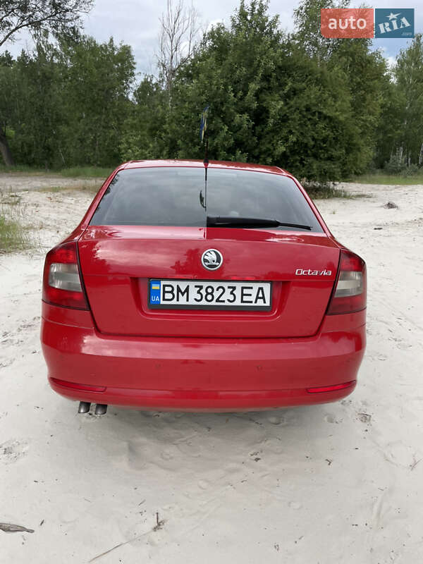 Ліфтбек Skoda Octavia 2010 в Сумах