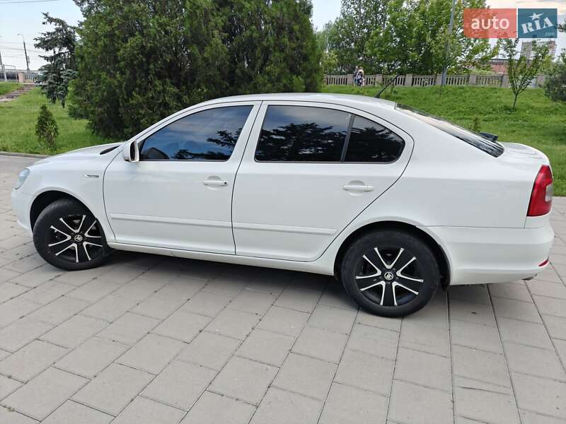 Лифтбек Skoda Octavia 2011 в Виннице