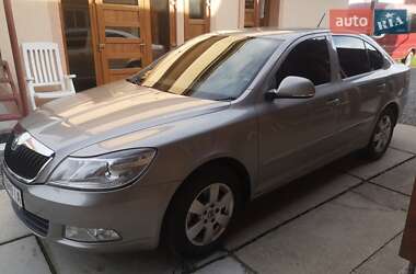 Ліфтбек Skoda Octavia 2011 в Ужгороді