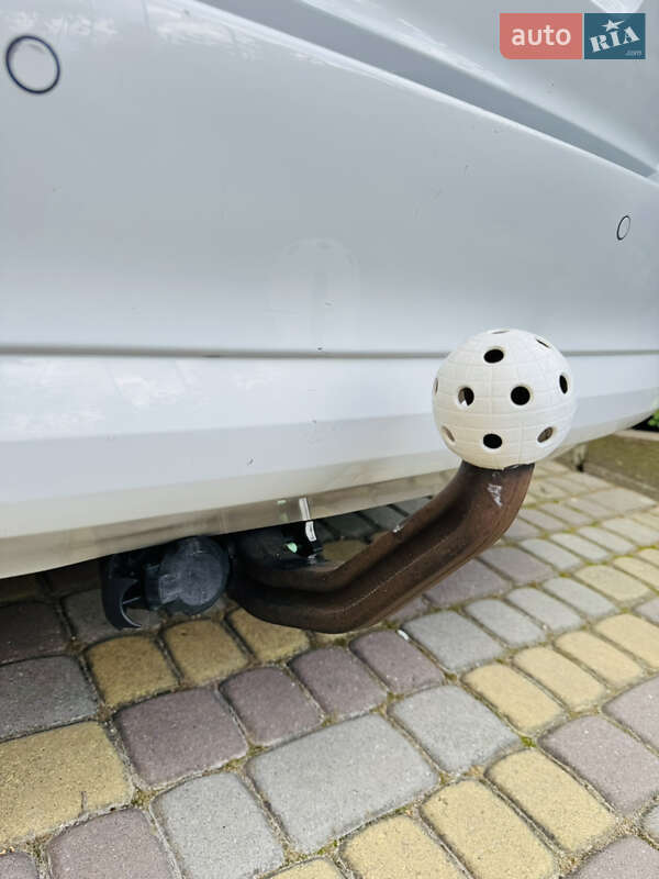 Універсал Skoda Octavia 2012 в Житомирі