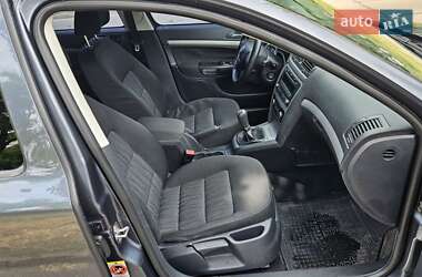 Лифтбек Skoda Octavia 2009 в 