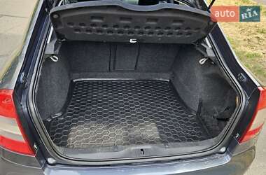 Лифтбек Skoda Octavia 2009 в 