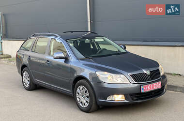 Універсал Skoda Octavia 2010 в 