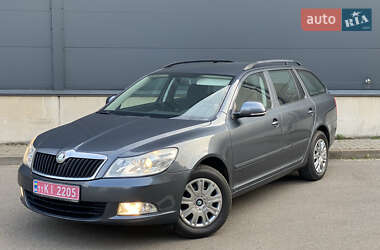 Універсал Skoda Octavia 2010 в 